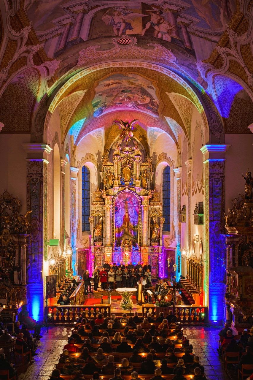 d-p-a-bad-griesbach-st-salvator-adventssingen2022-dirschl-johann-d-s-c03998-easy-resize-com